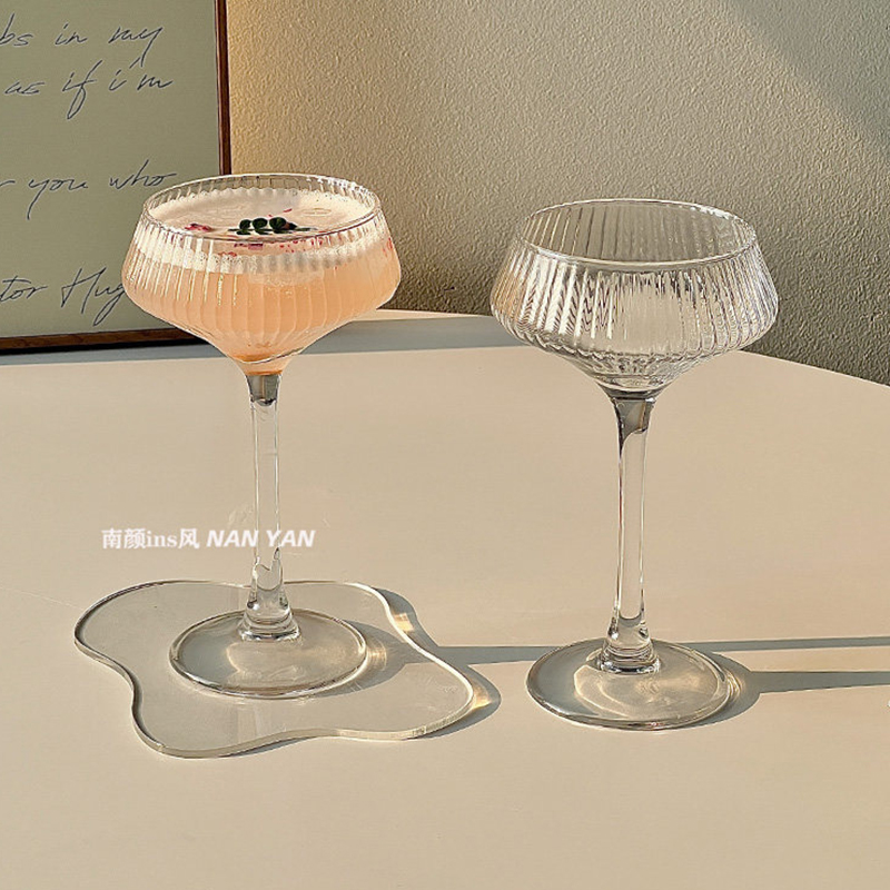 200 ml Şeffaf Çizgili Cam 2026 - Champagne Flute Pair incelemesi ve fiyatı