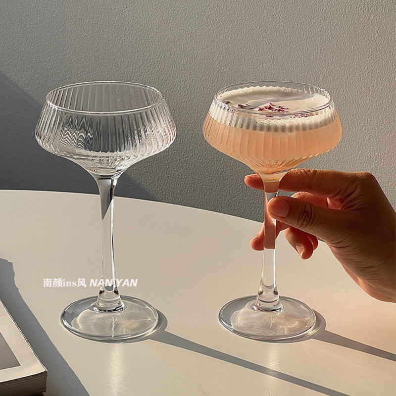 200 ml Şeffaf Çizgili Cam 2026 - Champagne Flute Pair incelemesi ve fiyatı