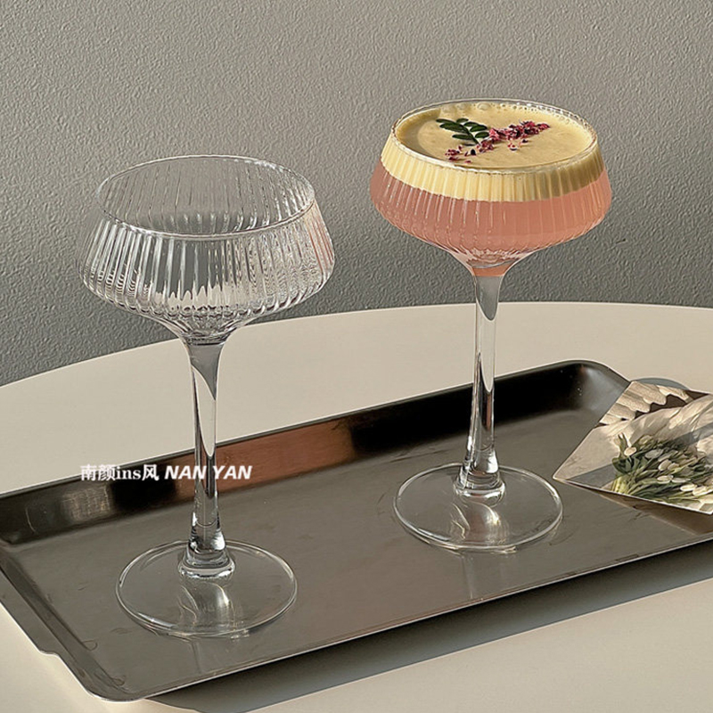200 ml Şeffaf Çizgili Cam 2026 - Champagne Flute Pair incelemesi ve fiyatı